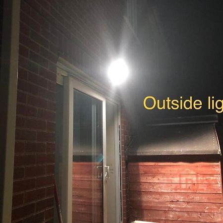 House Shared, New Build 29 Nottingham 3Bedrooms المظهر الخارجي الصورة