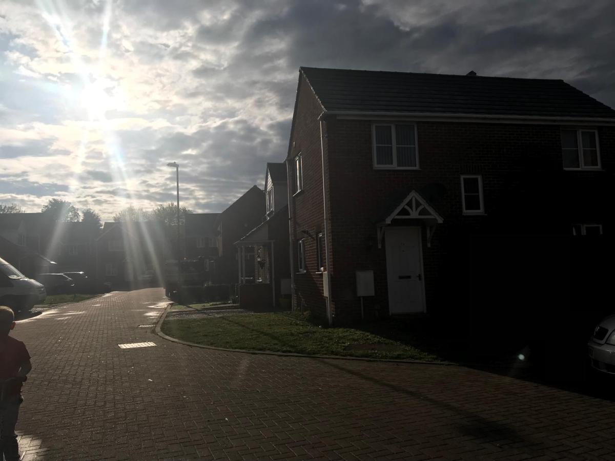 House Shared, New Build 29 Nottingham 3Bedrooms المظهر الخارجي الصورة